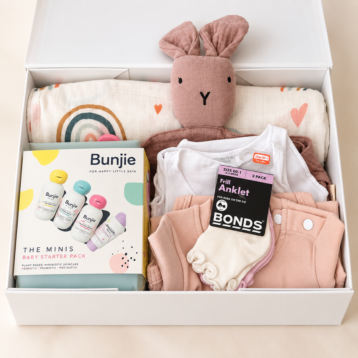The First Hello Box - Sweet Hearts Club